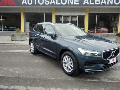 Volvo XC60 B4 (d) AWD Geartronic Momentum Grigio usata ALBANO SANT'ALESSANDRO