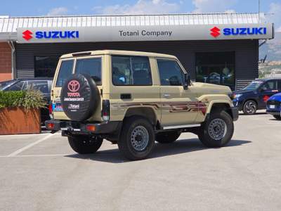 Toyota Land Cruiser GRJ 71 LX 4.0 B 271CV V6  M/T M.Y. 2024 ORD Beige usata L'Aquila