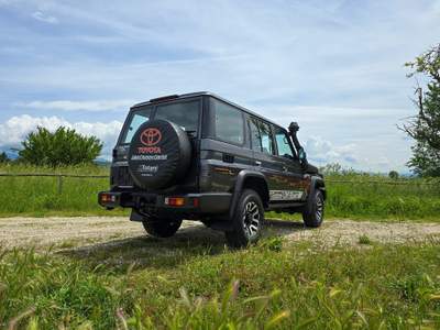 Toyota Land Cruiser GRJ 76 VX 4.0 B 271CV V6 M/T M.Y. 2024 LIMITED Grigio usata L'Aquila