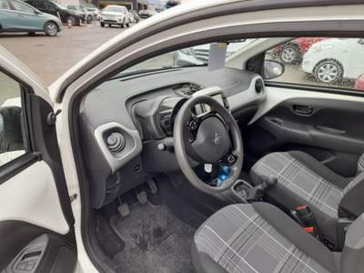 Peugeot 108 VTi 68 5 porte Active Bianco usata Scarperia e San Piero