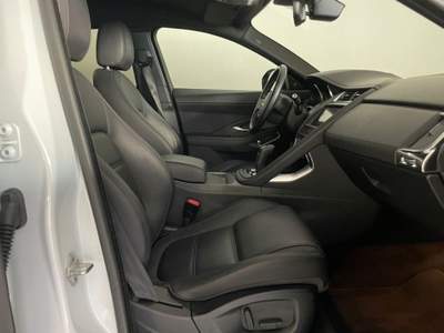 Jaguar E-Pace 2.0D 180 CV AWD aut. S Bianco usata Grumello del Monte