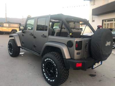 Jeep Wrangler Unlimited 2.8 CRD DPF Sahara Oro usata Alife