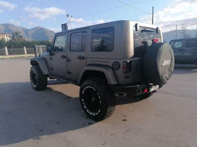 Jeep Wrangler Unlimited 2.8 CRD DPF Sahara Oro usata Alife