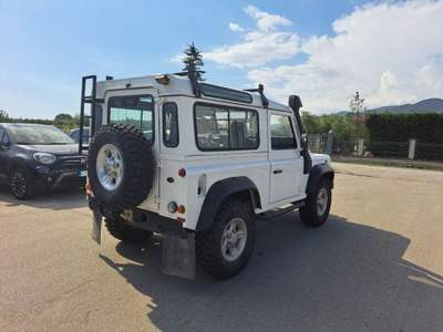 Land Rover Defender 90 2.5 Td5 cat S.W. E Bianco usata Alife