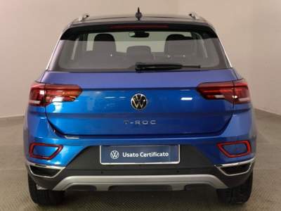 Volkswagen T-Roc 1.5 TSI ACT Style Blu/Azzurro usata Paruzzaro