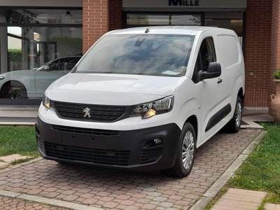 Peugeot Partner BlueHDi 100 PL Furgone Premium Bianco usata Limbiate