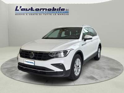 Volkswagen Tiguan 2.0 TDI 150 CV SCR DSG Life Bianco usata Ghedi