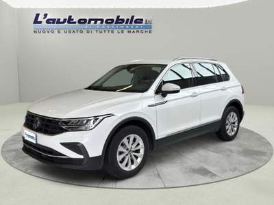 Volkswagen Tiguan 2.0 TDI 150 CV SCR DSG Life Bianco usata Ghedi
