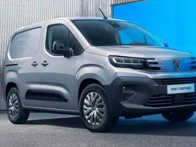 Peugeot Partner PureTech 110 S&S PC Furgone Bianco usata Gubbio