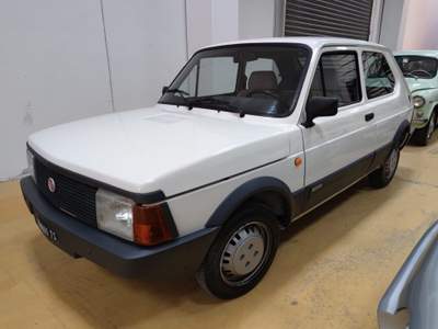 Fiat 127 TERZA SERIE  900 SPECIAL " KM 84.584 " Bianco usata Atena lucana