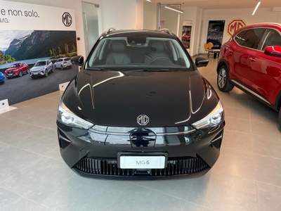 MG5 LUXURY, 100% ELETTRICA, KMZERO! Nero usata Alba