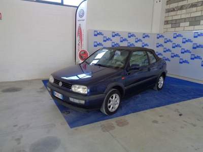 Volkswagen Golf 2.0 cat Avantgarde Blu/Azzurro usata TROIA