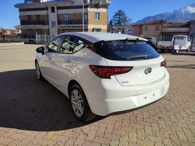 Opel Astra 1.2 Turbo 145CV S&S 5P Business Edition Bianco usata Boves