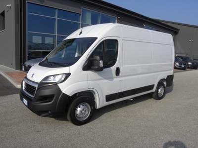 Peugeot Boxer 330 2.2 BlueHDi 140 S&S L2H2 Furgone  IVA COMPRESA Bianco usata Pieve di Soligo