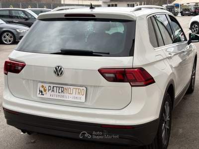 Volkswagen Tiguan 1.6 tdi Business 115cv Bianco usata Senise