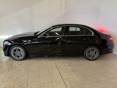 Mercedes-Benz Classe C Classe C-W206 2021 Berlina C 220 d mhev AMG Line Advanced 197cv auto Nero usata Monza