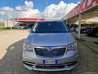 Lancia Voyager Voyager 2.8 Turbodiesel Platinum 163 CV Grigio usata Latiano
