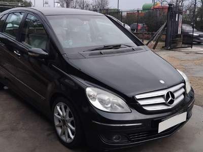 Mercedes-Benz Classe B 200 CDI Chrome Nero usata Roma