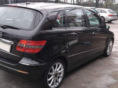 Mercedes-Benz Classe B 200 CDI Chrome Nero usata Roma