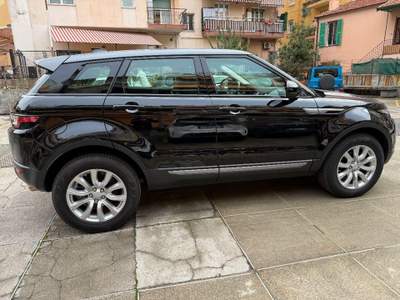 Land Rover Range Rover Evoque 2.0 eD4 5p. SE Dynamic Nero usata Ventimiglia