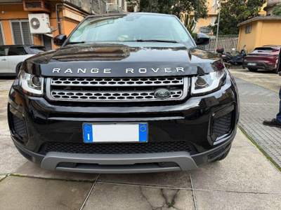 Land Rover Range Rover Evoque 2.0 eD4 5p. SE Dynamic Nero usata Ventimiglia