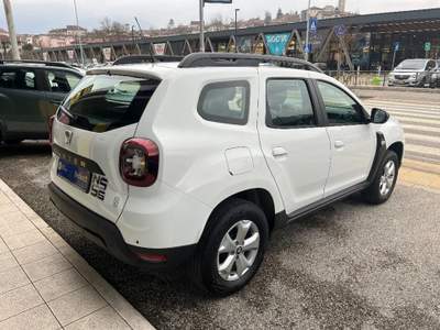 Dacia Duster 1.0 TCe 100 CV ECO-G 4x2 Comfort con soli 10.000km Bianco usata Feltre