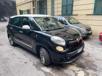 Fiat 500L Living 1.6 Multijet 120 CV Lounge Nero usata Genova