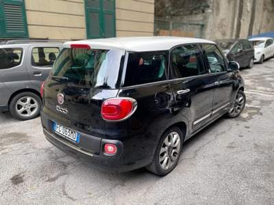 Fiat 500L Living 1.6 Multijet 120 CV Lounge Nero usata Genova