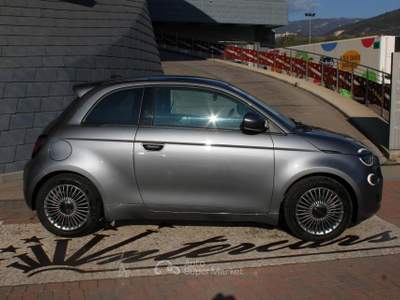 Fiat 500 Icon Berlina 42 kWh Grigio usata Denno