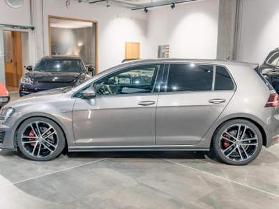 Volkswagen Golf 2.0 TDI DSG 5p. BlueMotion Technology*PERFETTA!! Grigio usata MILANO