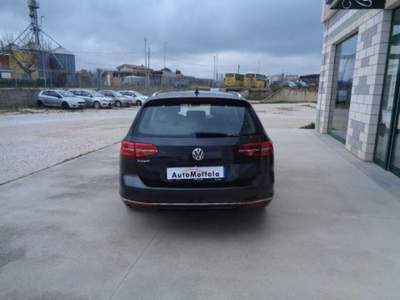 Volkswagen Passat 2.0 TDI DSG Executive BlueMotion Tech. Grigio usata TROIA