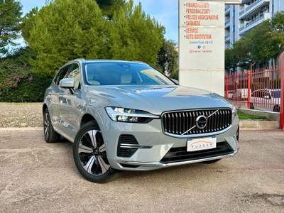 Volvo XC60 Volvo XC60 2.0 T6 Recharge PHEV Plus Bright Grigio usata Taranto
