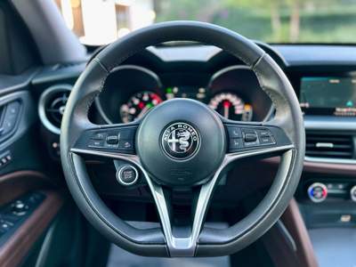 Alfa Romeo Stelvio Alfa Romeo Stelvio 2.2 Executive Nero usata Taranto