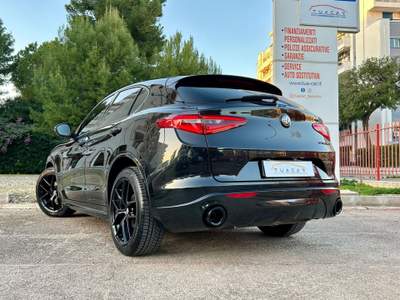 Alfa Romeo Stelvio Alfa Romeo Stelvio 2.2 Executive Nero usata Taranto