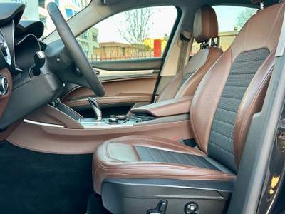 Alfa Romeo Stelvio Alfa Romeo Stelvio 2.2 Executive Nero usata Taranto