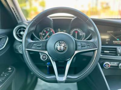 Alfa Romeo Giulia Alfa Romeo Giulia 2.2 JTD ECO Super Nero usata Taranto