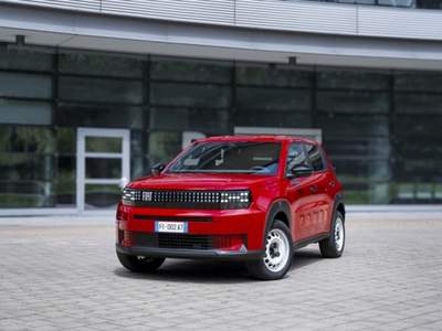 Fiat Grande Panda 44Kwh Red Rosso usata Bastia Umbra