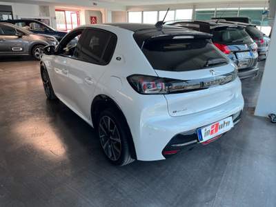 Peugeot 208 motore elettrico 136 CV  GT Pack Bianco usata Legnago