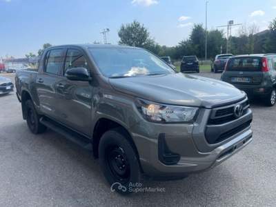 Toyota Hilux 2.4 D-4D A/T 4WD 4 porte Double Cab Comfort Grigio usata Scandiano