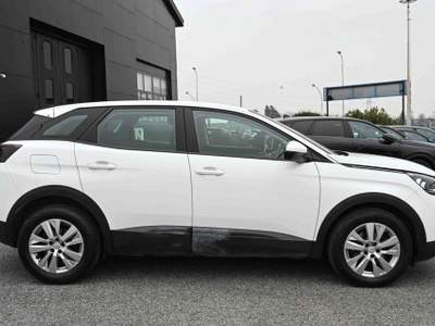 Peugeot 3008 BlueHDi 130 S&S EAT8 Business Bianco usata Pianezza