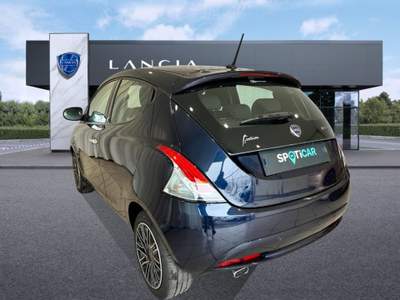 Lancia Ypsilon 1.0 FireFly 5 porte S&S Hybrid Ecochic Gold Blu/Azzurro usata Bologna