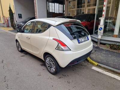Lancia Ypsilon 1.3 MJT 16V 95 CV 5p. S&S Gold usata Bra