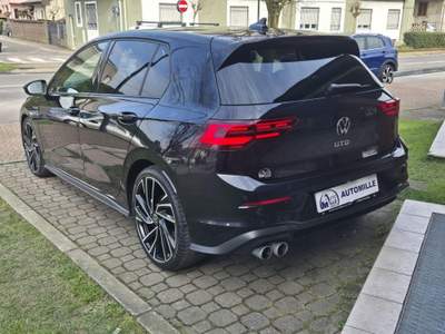 Volkswagen Golf 2.0 TDI GTD DSG Nero usata Limbiate