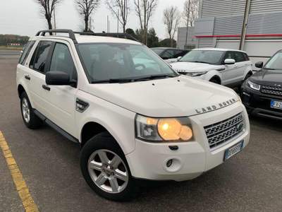 Land Rover Freelander 2.2 TD4 S.W. S Bianco usata Massarosa