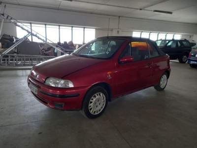 Fiat Punto 90 Cabrio ELX Rosso usata Bra