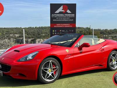 Ferrari California DCT - Service Ufficiali Ferrari - Solo 18.000 km Rosso usata Castellaneta