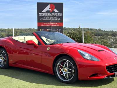 Ferrari California DCT - Service Ufficiali Ferrari - Solo 18.000 km Rosso usata Castellaneta