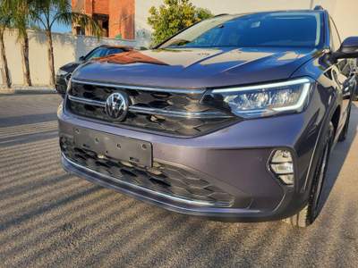 Volkswagen Taigo 1.0 TSI 115 CV DSG Life Grigio usata Taranto