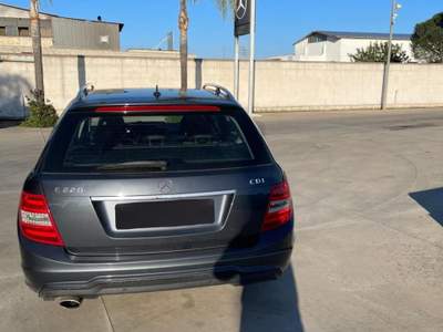 Mercedes-Benz Classe C 220 CDI BlueEFFICIENCY Avantgarde Grigio usata Lucugnano