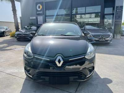 Renault Clio 1.2 75 CV 5p. Life Nero usata Lucugnano